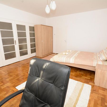 Apartments City Hall Beograd Rom bilde