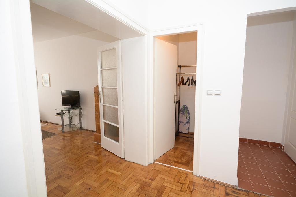 Apartments City Hall Beograd Rom bilde